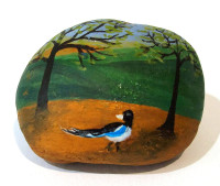 Petra Černocká - Barevný ptáček - ručně malovaný signovaný kámen